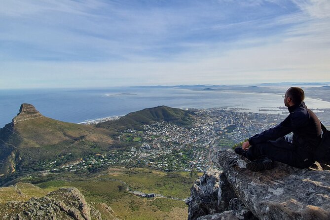 Table Mountain Summit Walk for the Whole Family - PRIVATE - Crossing the summit toward Maclear’s Beacon