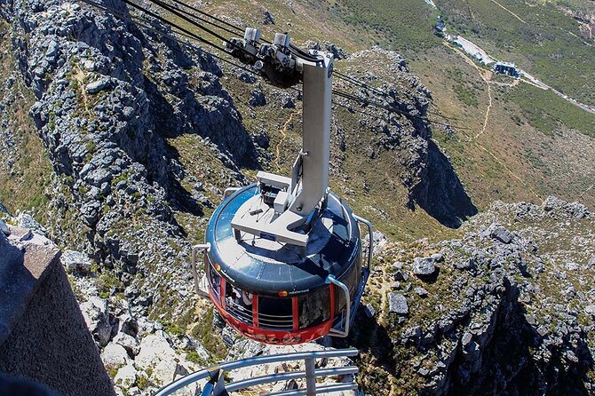Table Mountain Tour - A simple way to reach Cape Town’s flat-topped icon