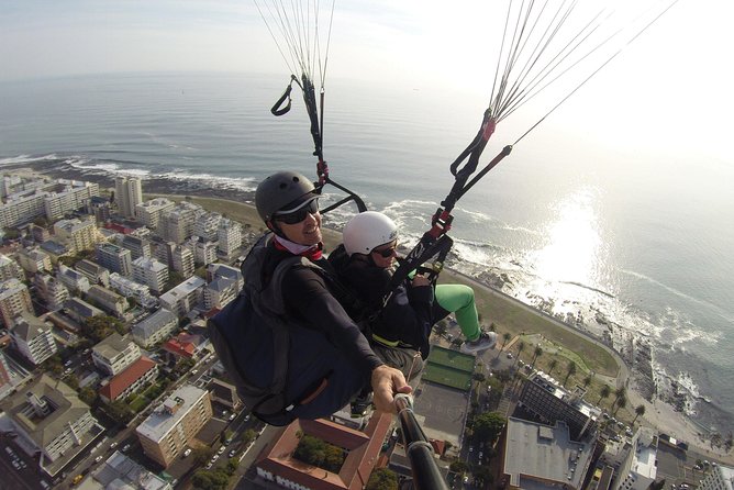 Tandem Paragliding Cape Town Experience TABLE MOUNTAIN PARAGLIDE - What happens from arrival to launch