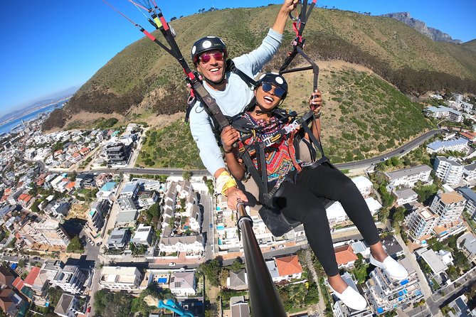Tandem Paragliding in Cape Town - Taking off from Signal Hill