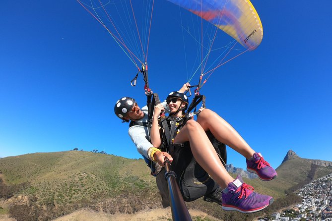 Tandem Paragliding in Cape Town - A few running steps, then Cape Town below