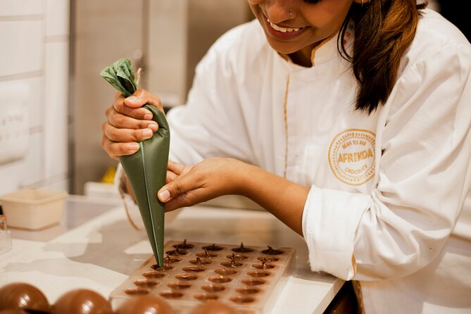 The Art of Chocolate Making Bean-To-Bar Experience in Cape Town - Following cacao through seven important stages