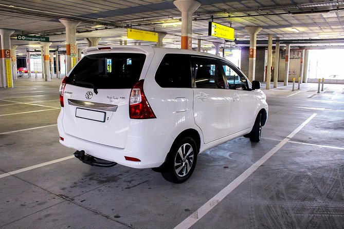 Transfer from Cape Town City Center to Cape Town Airport - Why a private car can be worth the price